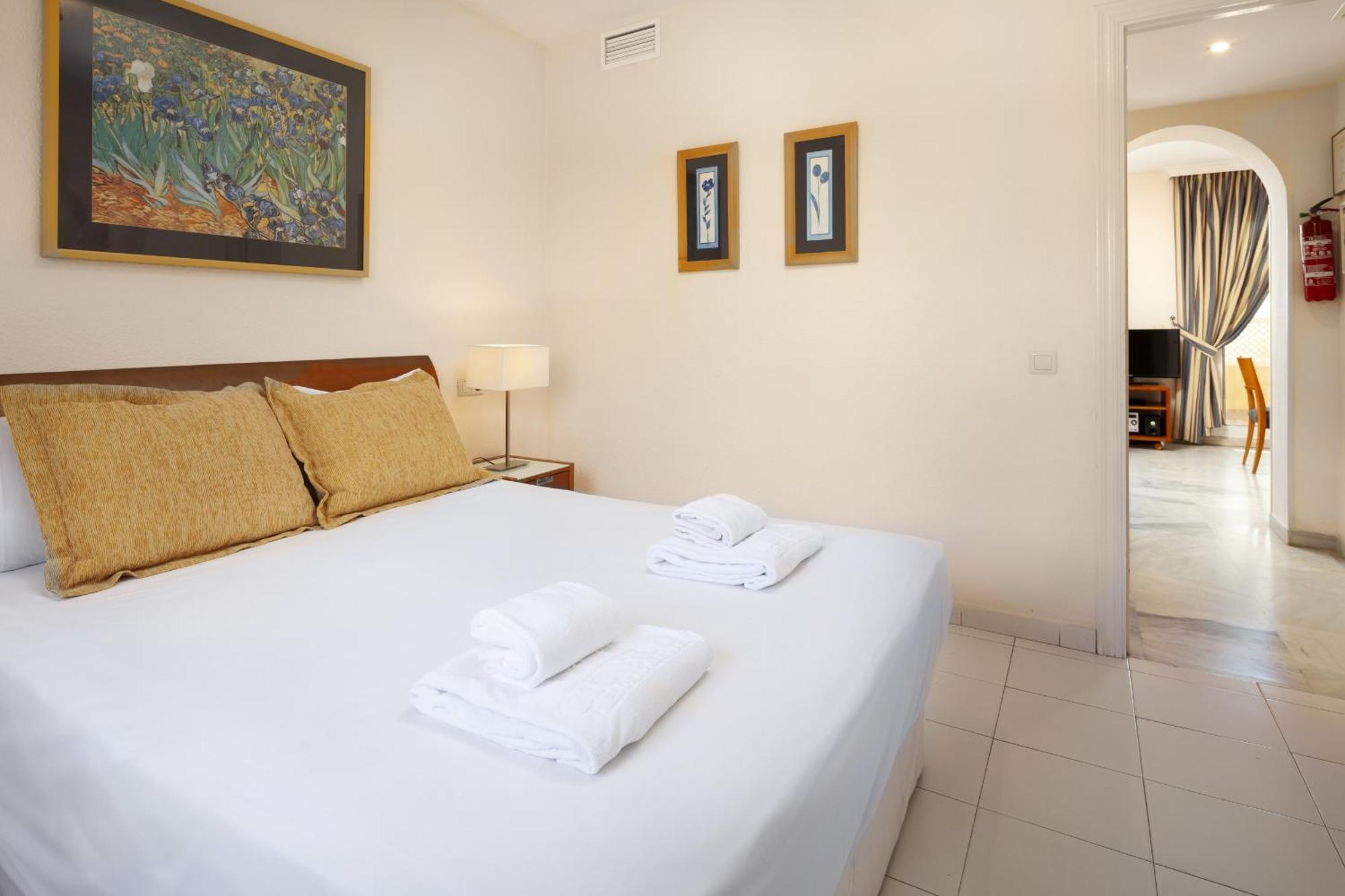 Pueblo Marina Seaside Apartaments By Alfresco Stays El Faro Buitenkant foto